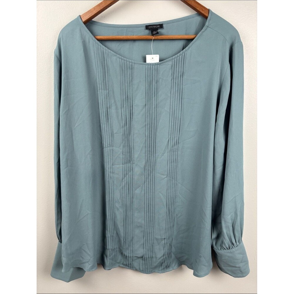 Ann Taylor Dusty Teal Pintuck Scoop Neck Blouse XXL four button cuffs Classic